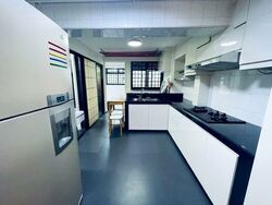 Blk 13 Holland Vista (Queenstown), HDB 3 Rooms #585594561